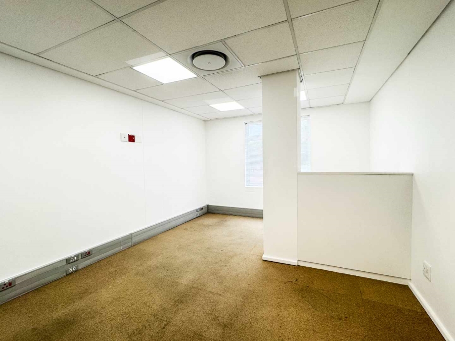 To Let Commercial Property for Rent in Mouille Point Western Cape